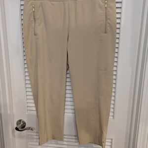 Zenergy By Chico's Women's Tan Capris with Zipper Pockets Size L